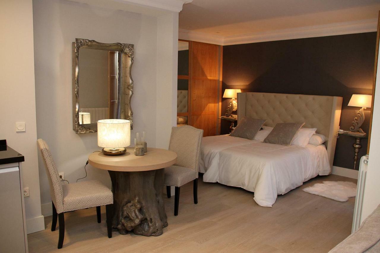 Principia Suites Леон Екстер'єр фото